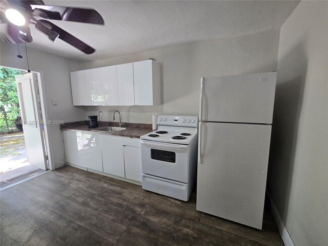 Foto del edificio - 1413 NW 3rd St