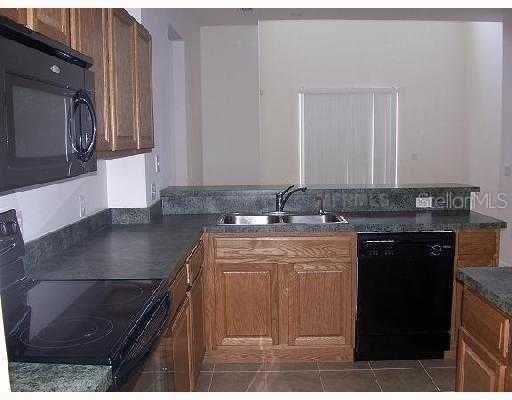 Building Photo - 4990 Poolside Dr