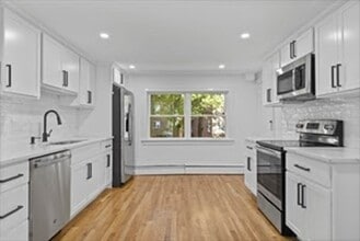Building Photo - 53 Aldrich Rd