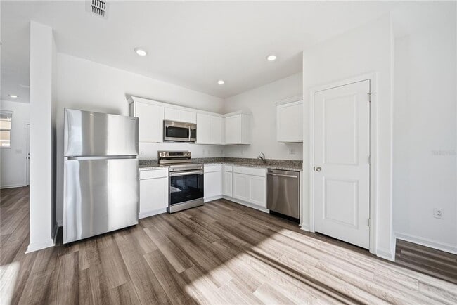 Foto del edificio - 6155 Daerr Rdg St