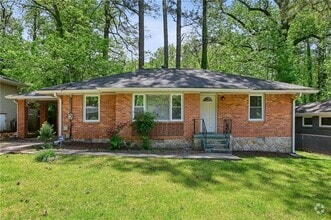 Building Photo - 1843 Longdale Dr