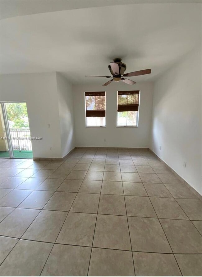 Building Photo - 10805 NW 89th Terrace