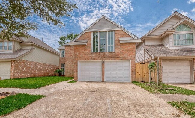 Building Photo - 16039 Sunbeam River Dr