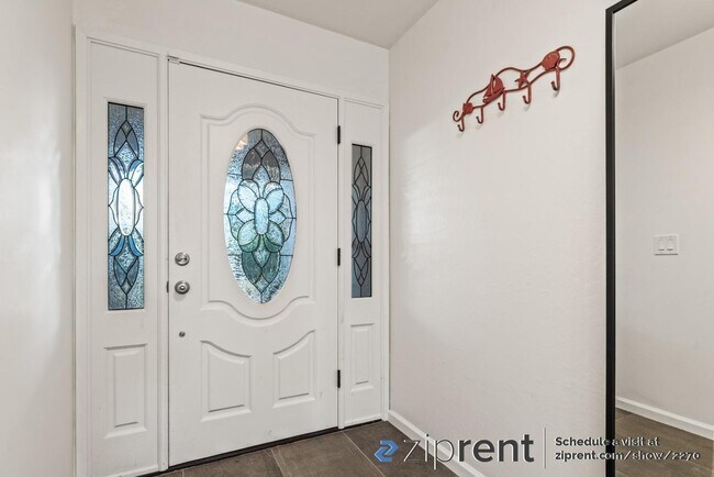 Foto del edificio - 3353 Valley Square Ln