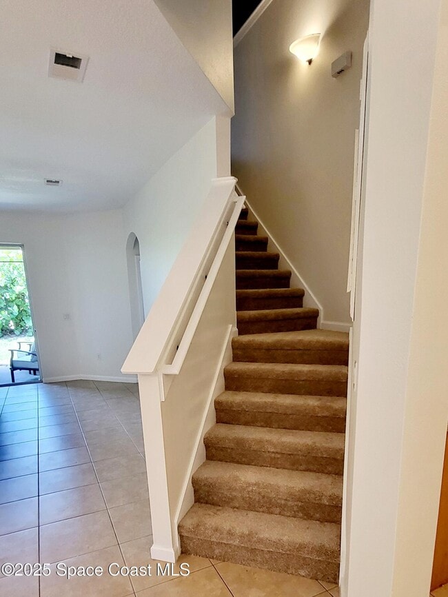Building Photo - 460 Bismarck Way