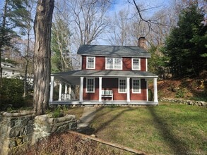 Building Photo - 4 Old Cat Rock Rd