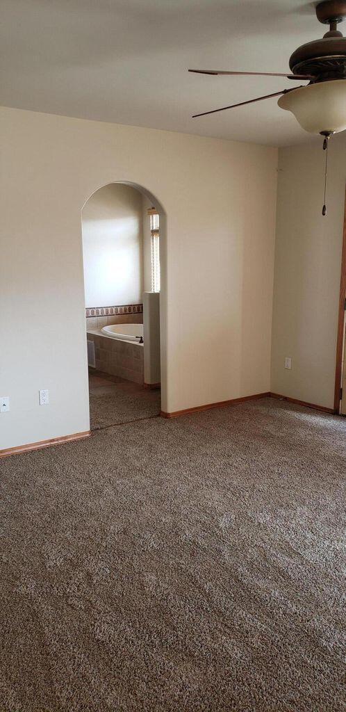 Building Photo - 923 Tieran Ct NE