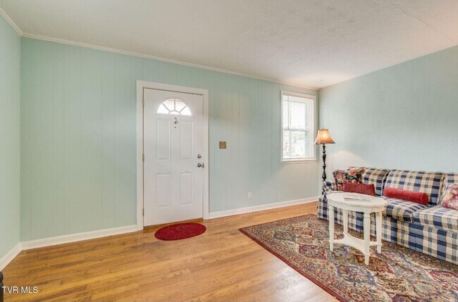 Foto del edificio - 2 bedroom  1 Bath Brick  home