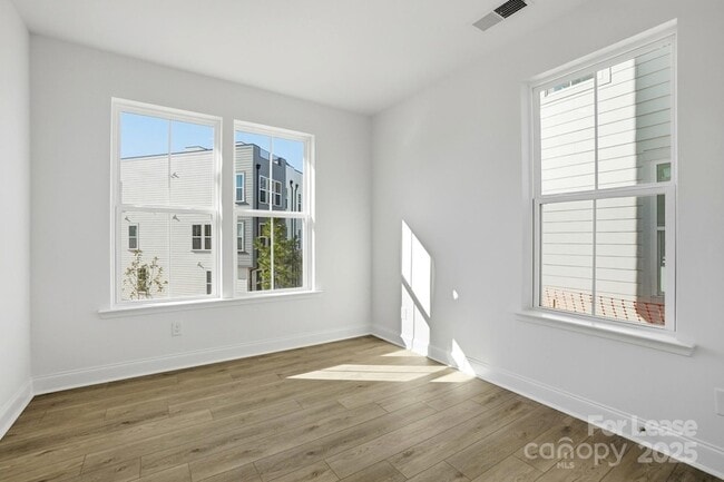 Building Photo - 3224 Drift St