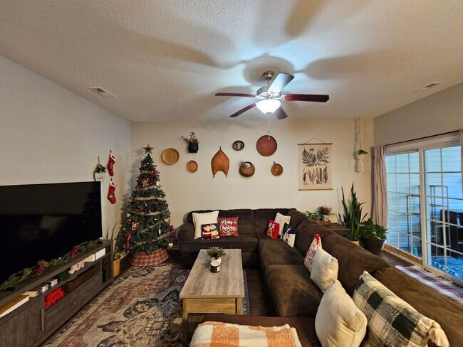 Foto del edificio - Gorgeous 3Bed. Townhome In Carolina Forest!