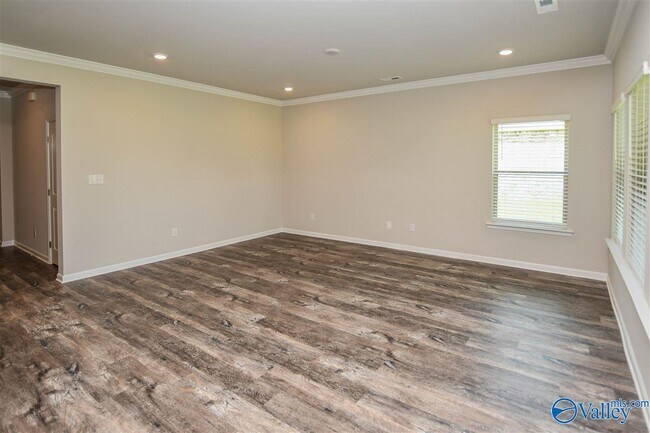 Building Photo - 307 Ivyleaf Dr