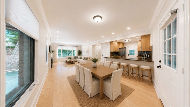 Foto del edificio - 4635 W Peterson Ave