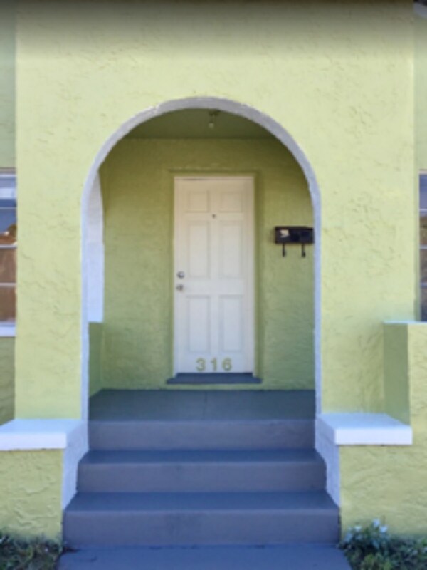 Foto del edificio - 316 Butler Blvd