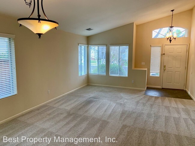 Building Photo - 3 br, 2 bath House - 432 Apple Hill Drive