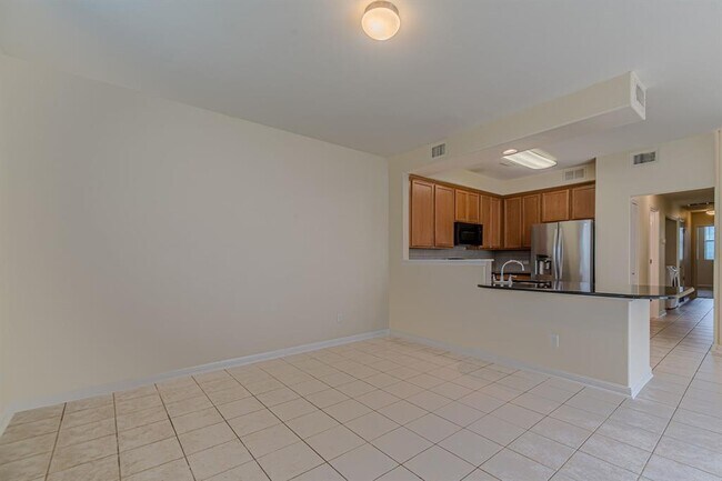 Building Photo - 1612 Sanders