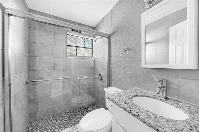 Foto del edificio - 3314 N MacGregor Way