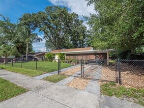 Building Photo - 227 Palm Ave