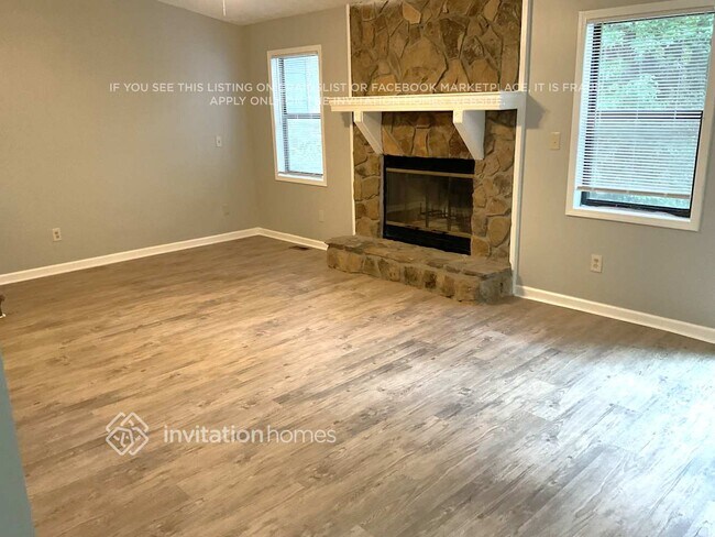 Foto del edificio - 2479 Wood Meadows Dr