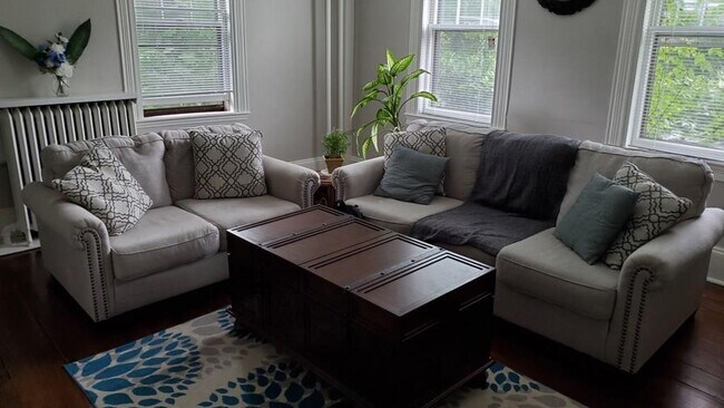 Foto del edificio - 1900 Massachusetts Ave