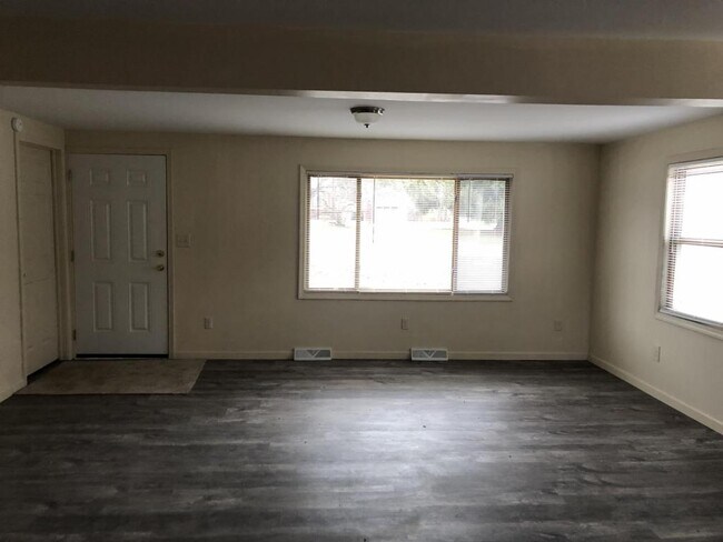 Foto del edificio - 1410 Franklin Rd