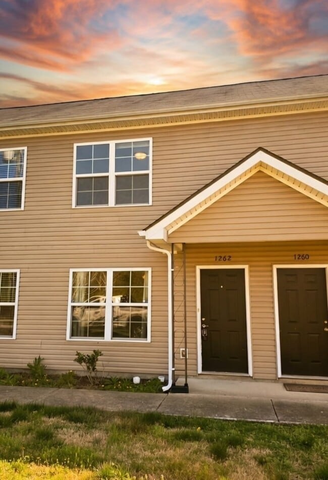 Photo - 1262 Macedonia Dr Townhome