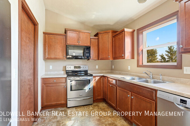 Building Photo - 401 Lemongrass Way, Kaukauna
