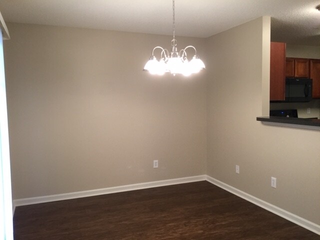 Foto del edificio - 314 Brickhope Ln