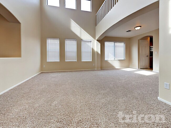 Building Photo - 4442 W Apollo Rd