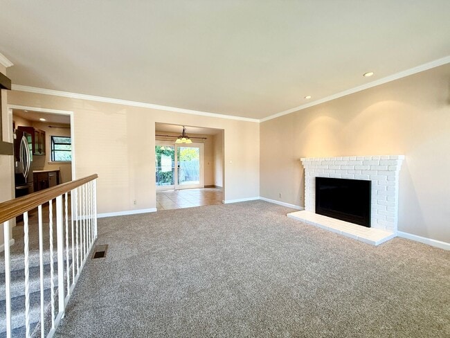 Building Photo - 1163 Grand Teton Dr