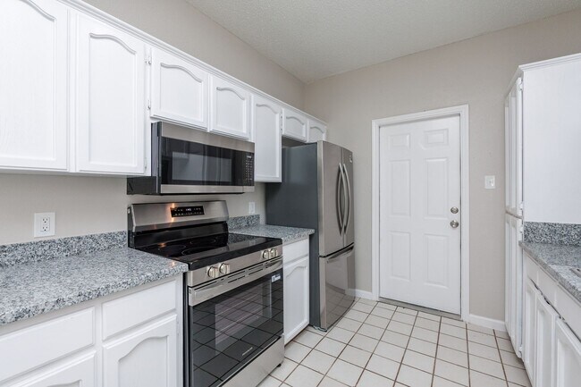 Building Photo - 11313 Red Creek Cir