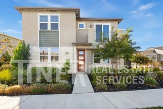 Building Photo - 2991 Melo Pearl St
