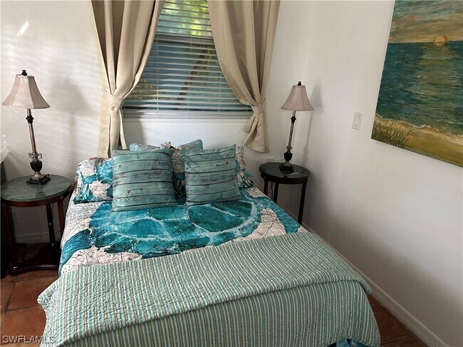 Building Photo - 715 10th St N