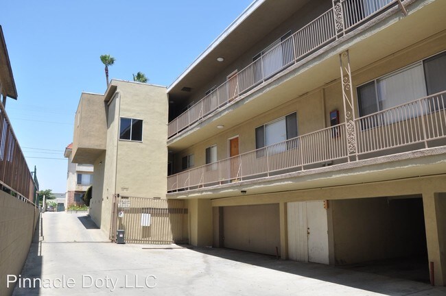 Foto del edificio - 13414 Doty Ave