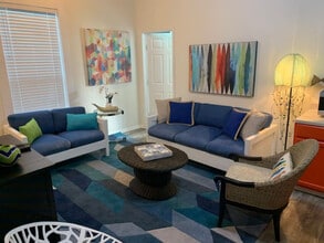 Building Photo - 2423 Avenue Q