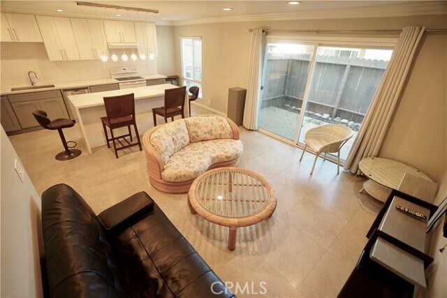 Foto del edificio - 17068 Colima Rd