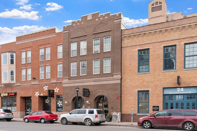 Interior Photo - Neon Flats Apartments