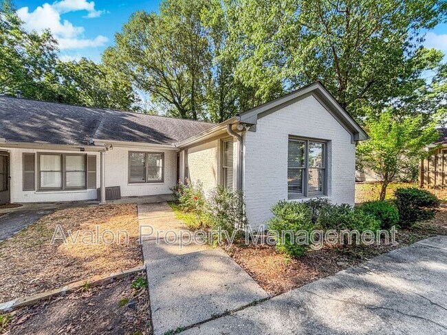 Building Photo - 1840 Cooper Lake Dr SE