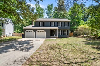 Building Photo - 2108 Treverton Pl