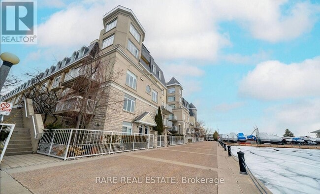Building Photo - 32 Stadium Rd