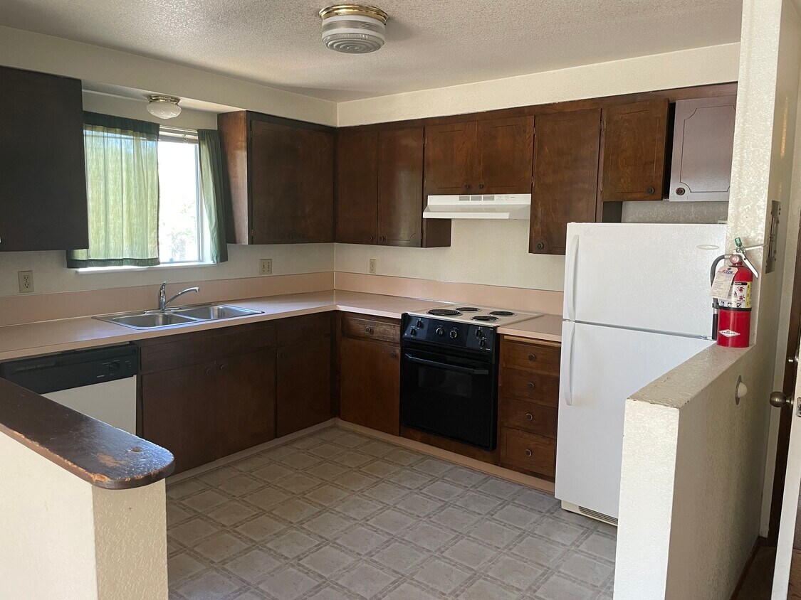 Foto principal - 1463 NW Jackson Ave