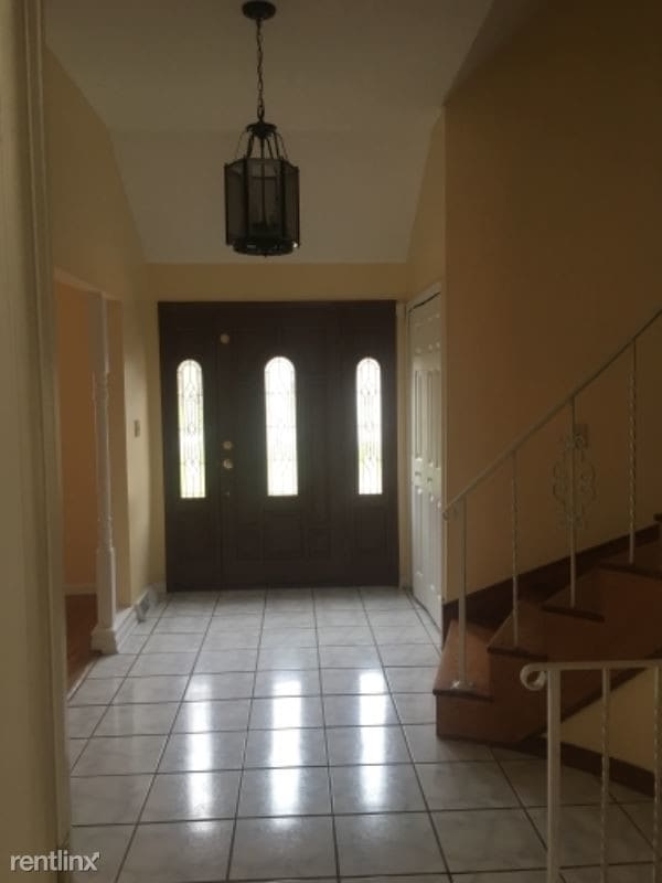 Building Photo - 4 br, 3.5 bath House - 25615 Hidden Acres