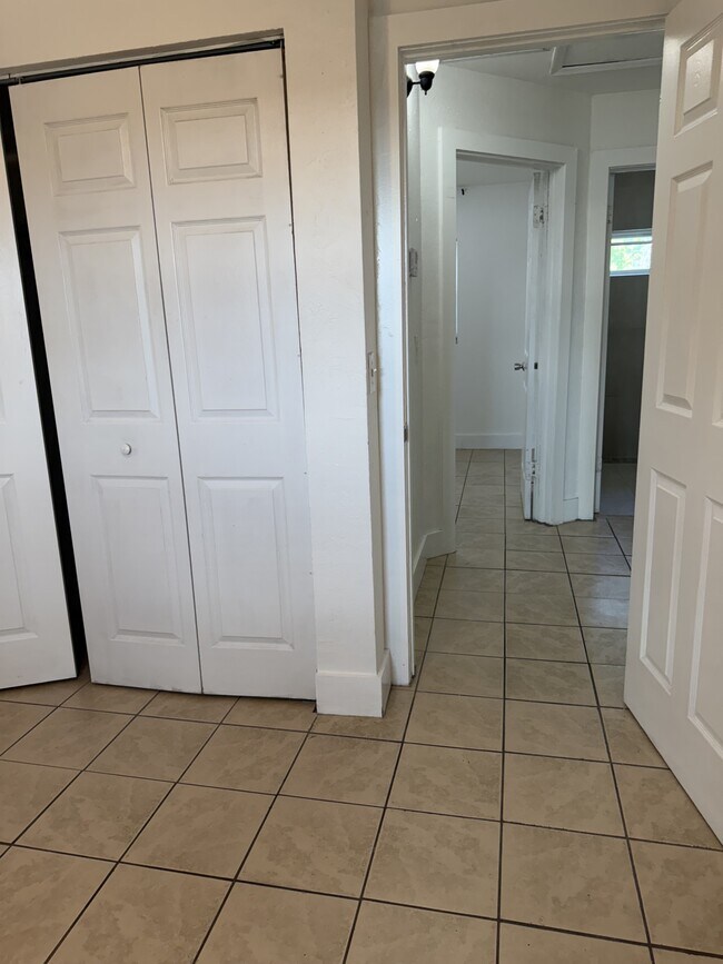 Building Photo - 2804 River Ridge Blvd