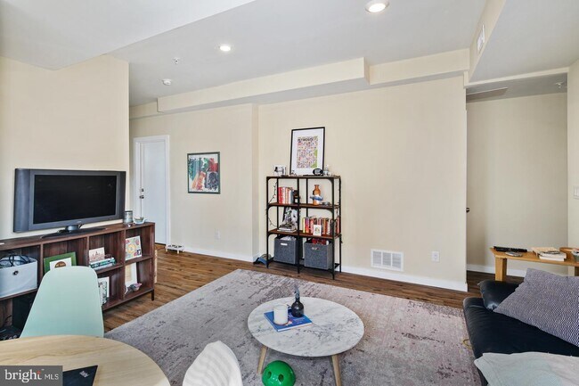 Foto del edificio - 1648 S 16th St