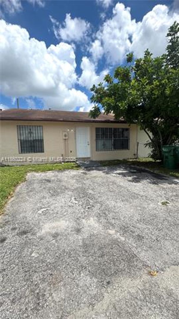 Building Photo - 4122 NW 181st Terrace