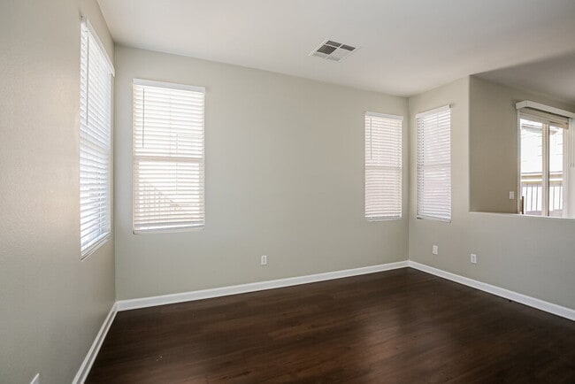 Building Photo - 5736 Adanon St