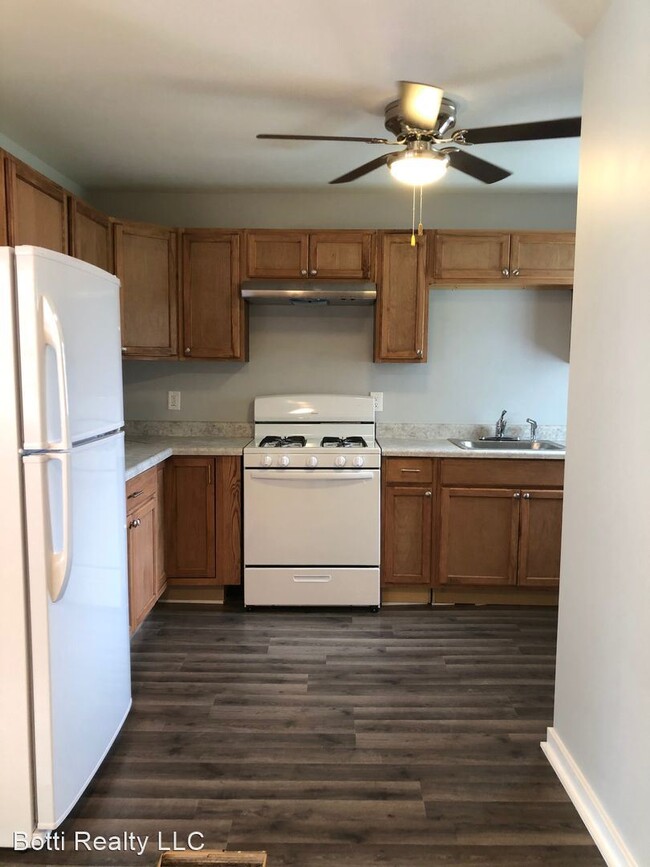Building Photo - 2 br, 1 bath House - 1208 Blaisdell St