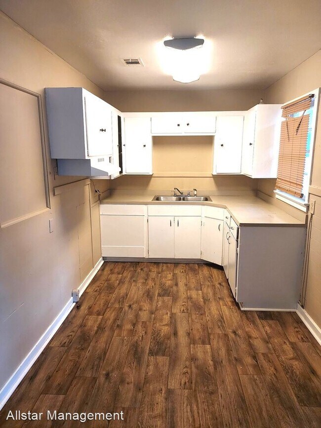 Foto del edificio - 3 br, 1 bath House - 4074 34th Avenue
