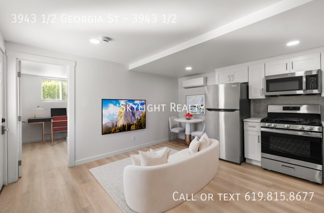 Building Photo - 3943 1/2 Georgia St-3943 1/2