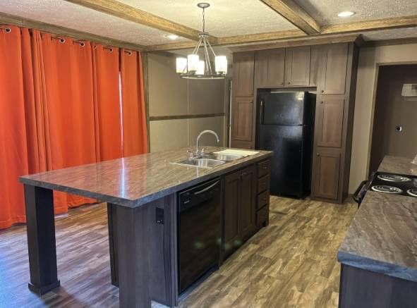 Building Photo - 143 Yarbro Rd