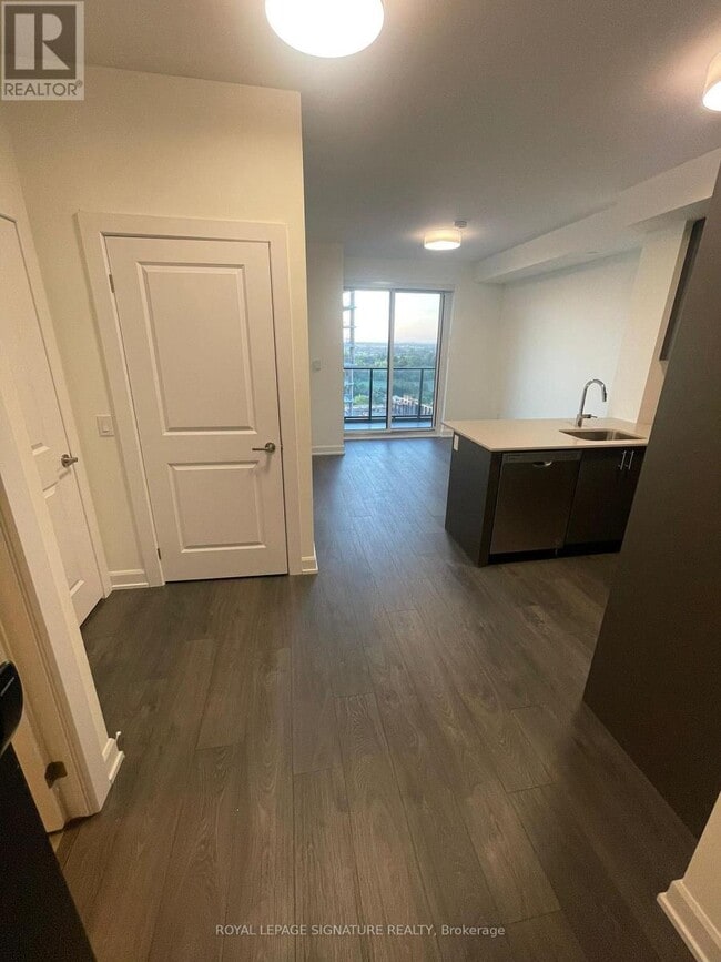 Building Photo - 3220 William Coltson Ave